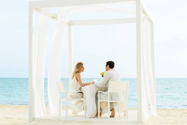 Destination Weddings - WeddingWire