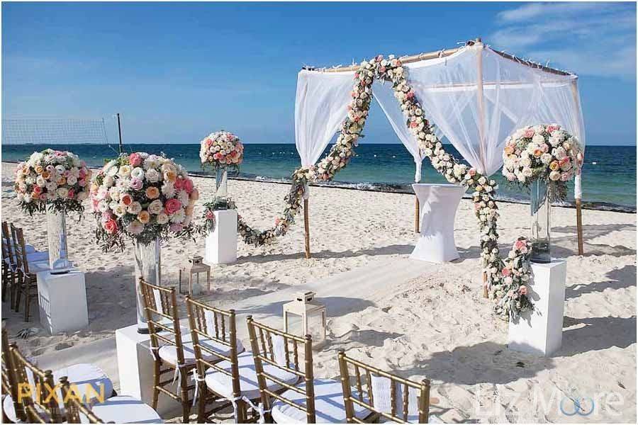 Liz Moore Destination Weddings & Honeymoons