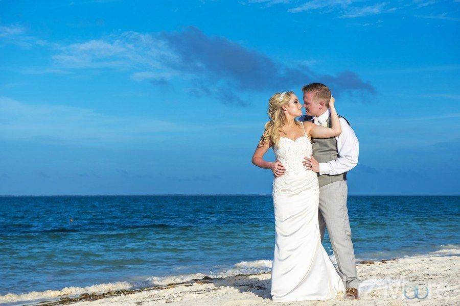 Liz Moore Destination Weddings & Honeymoons