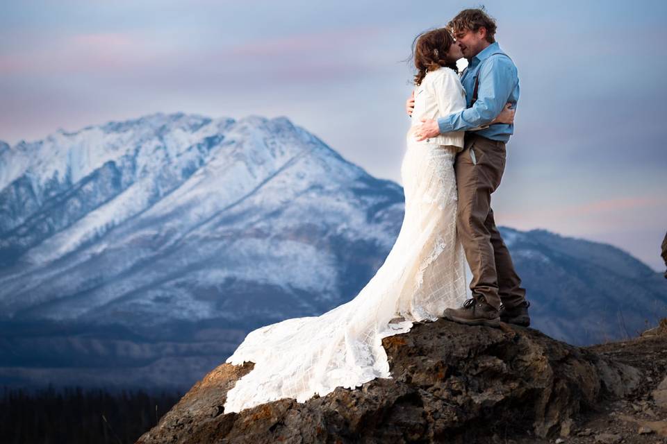 Pair by the mountains