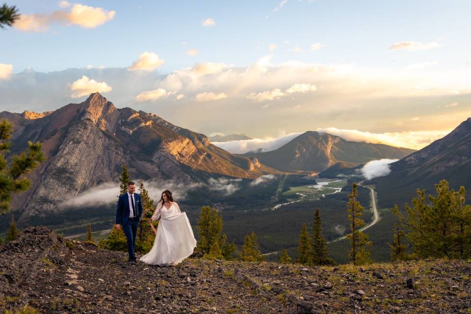 Hiking together - elopement