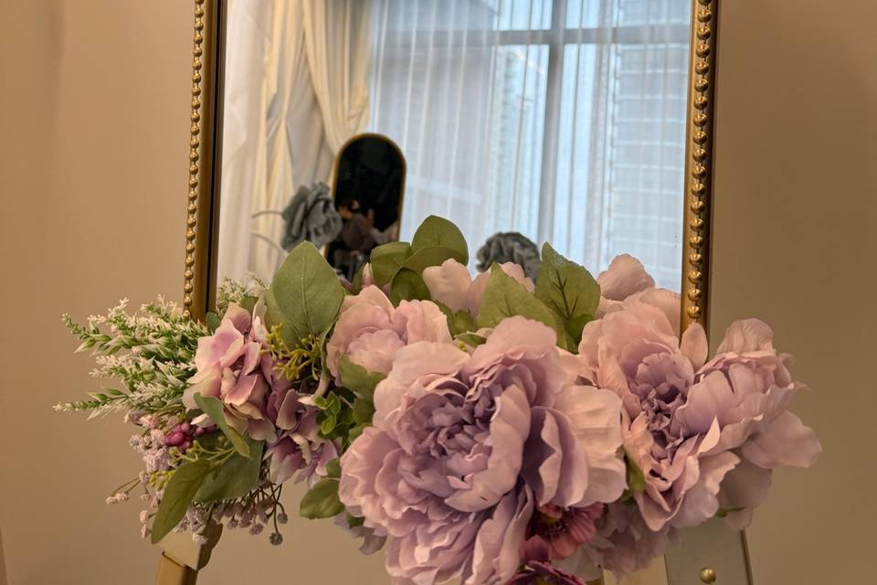 Photo booth mirror set up