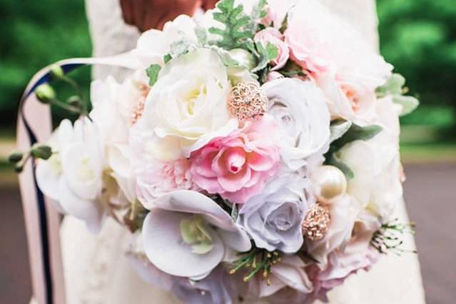 Blush and rose gold bouquet
