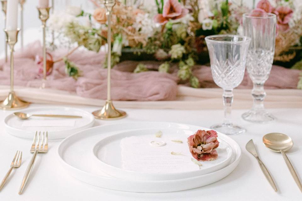 Tablescape (styledfeminity)