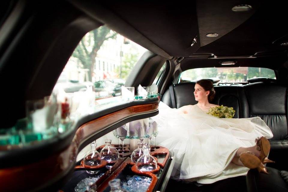 Ottawa wedding limousine service