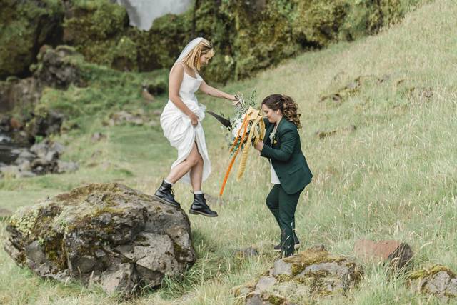 Iceland elopement photographer