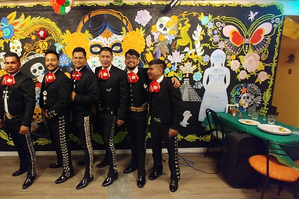 Mariachi group