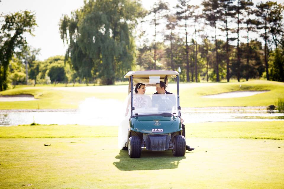 Golf course wedding photo