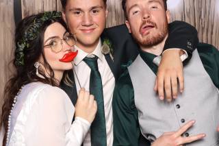 Tanorama Photo Booth Service