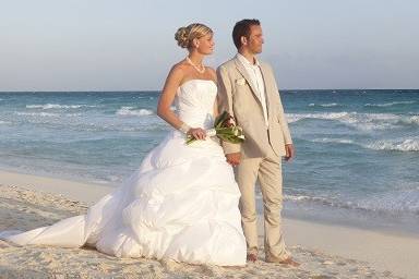 Beach-Wedding-Couple.jpg