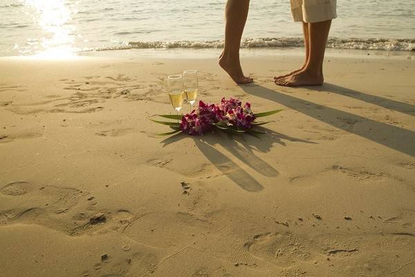 feet-sand-couple.jpg