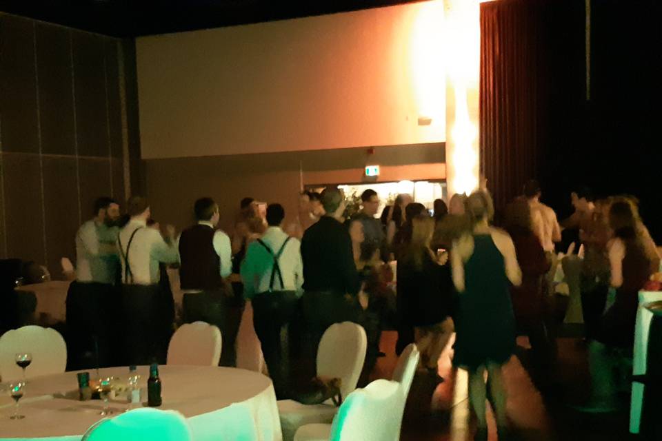 Full Dance floor till End