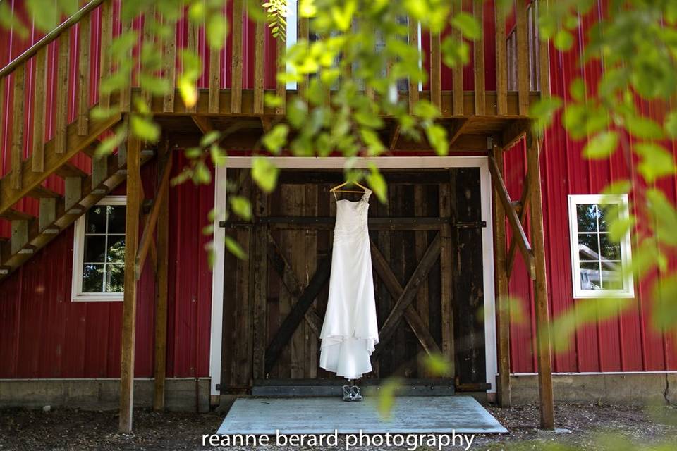 The Rustic Wedding Barn