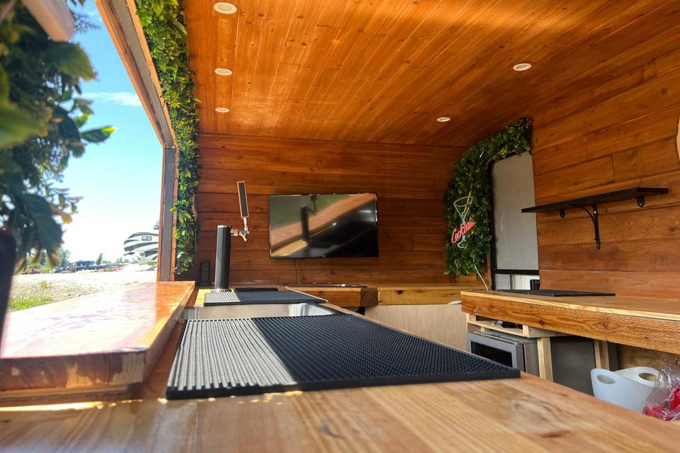 The Wooden Tap - Mobile Bar