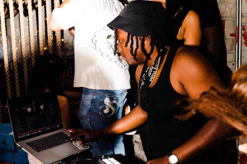 Club gig
