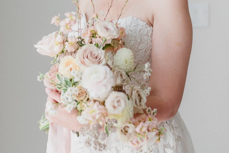E+S bridal bouquet