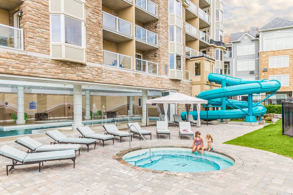 Outdoor Hot Tub