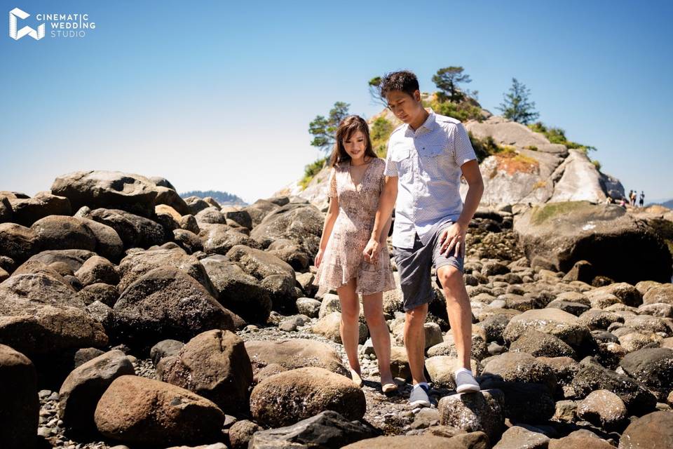 H&J - Engagement Photo