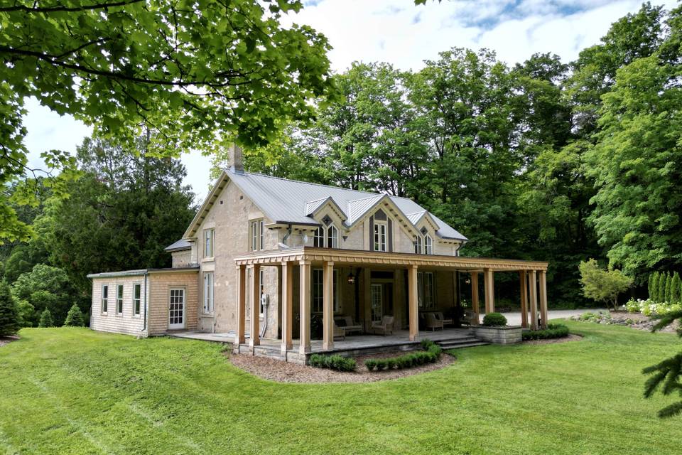 “The Trio” wedding venue