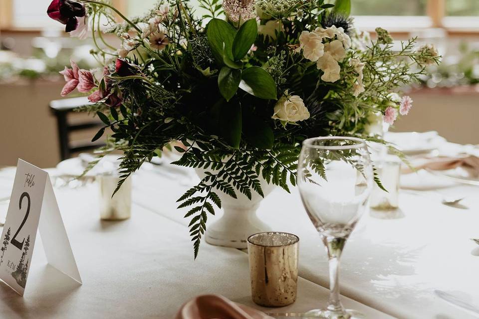 Floral centrepiece