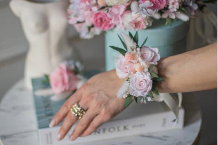 Real flowers last 3 years