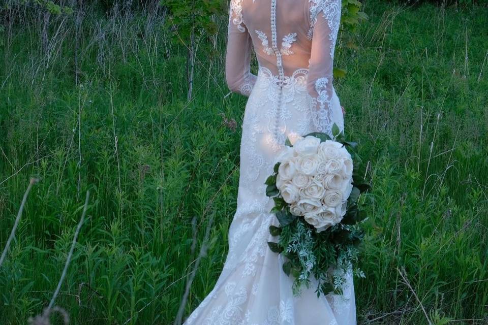 Cascade bouquet