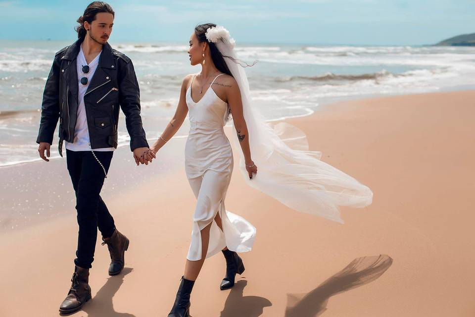 Beach Wedding in Nanaimo