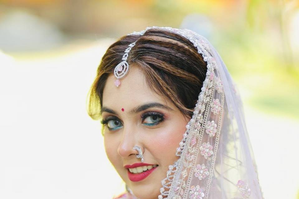 Makeupbytwinklemunjal