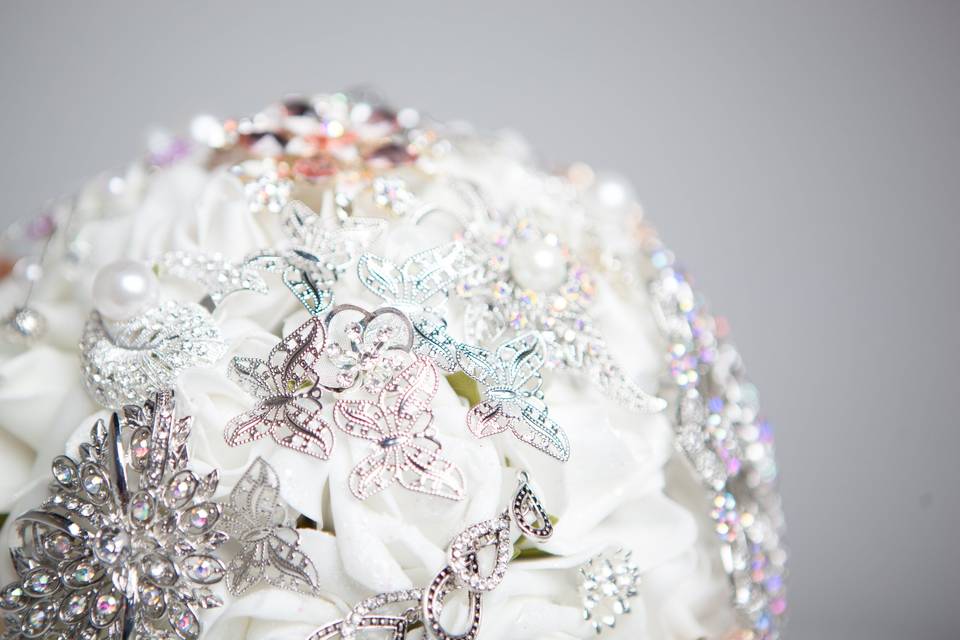 Crystal brooch bouquet