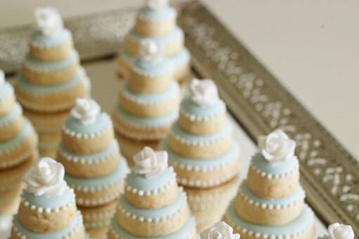 Cookie_wedding_cake.jpg