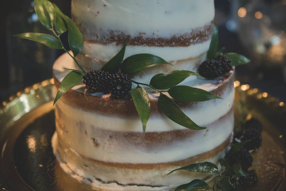Cake details.