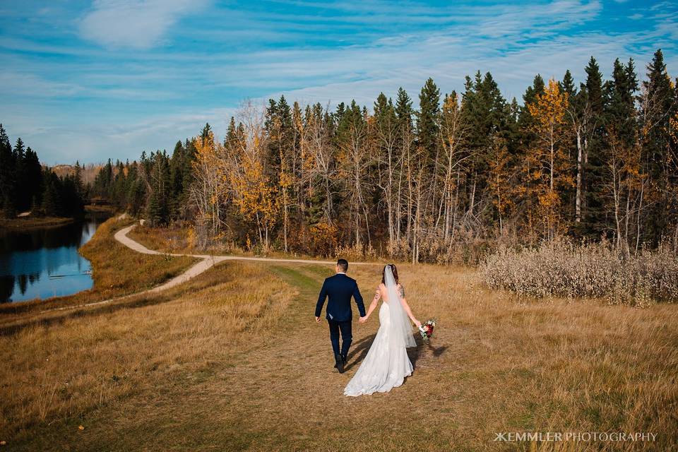 Rustic Alberta Outdoor Wedding, Red Deer Photographers