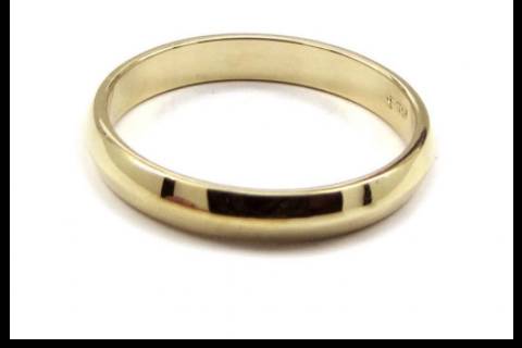 Simple Yellow Gold Band