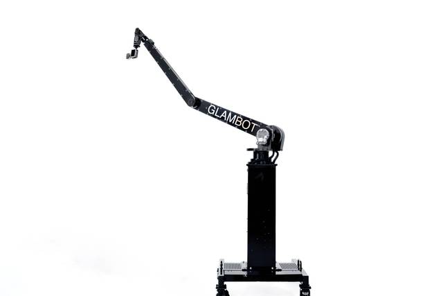 Glambot Canada