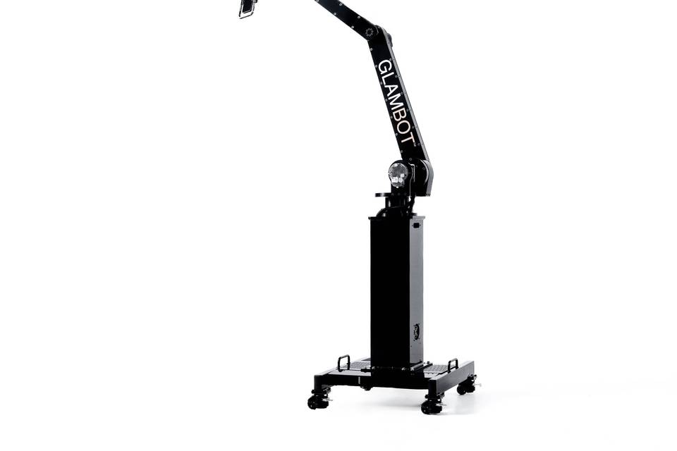 Glambot Canada