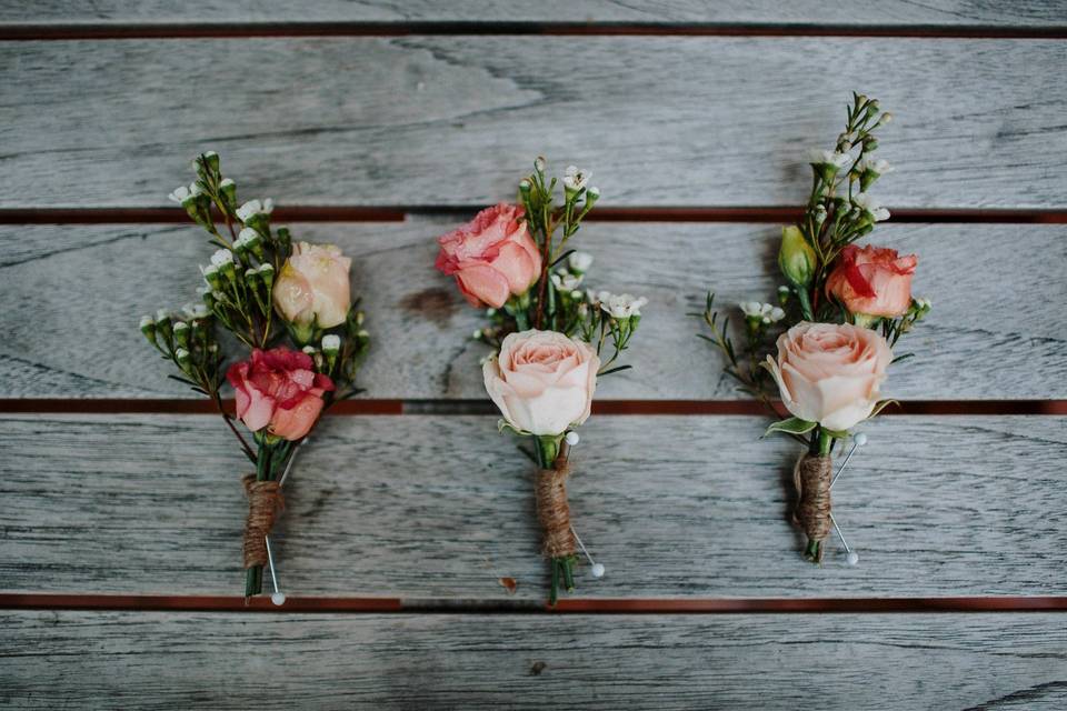 Wedding ceremony florals