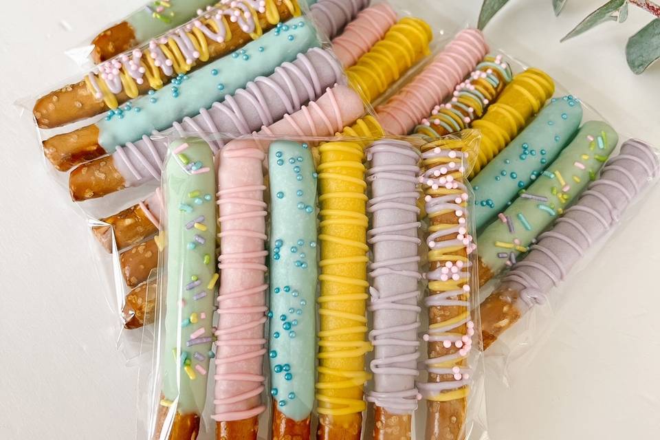 Dipped mini pretzel rods