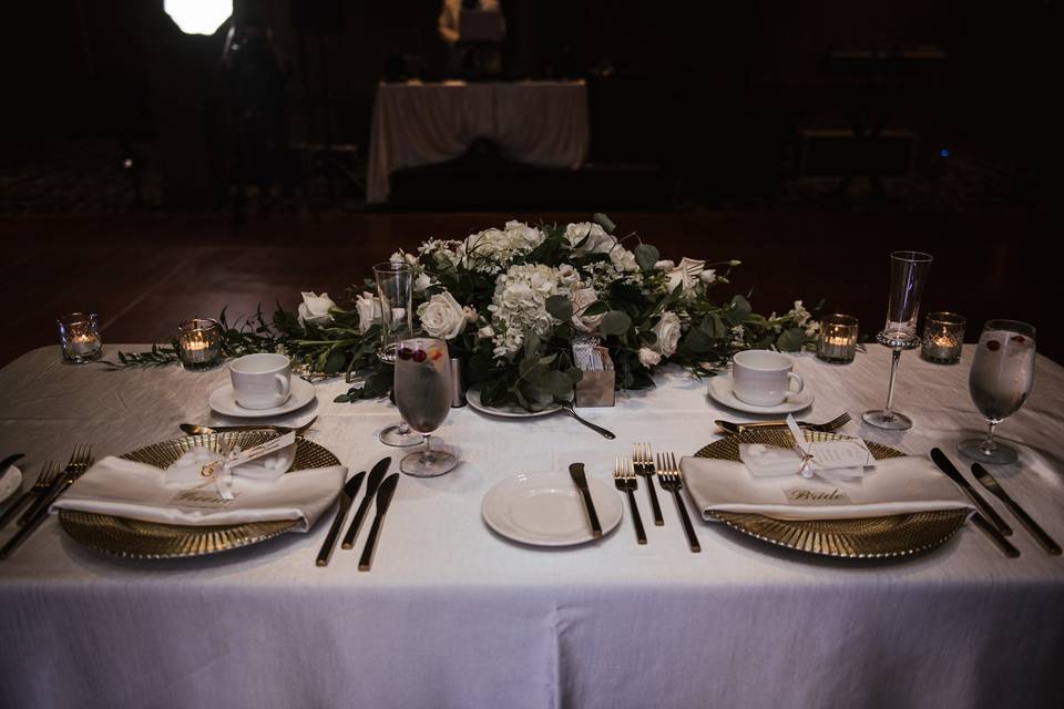 Sweetheart table