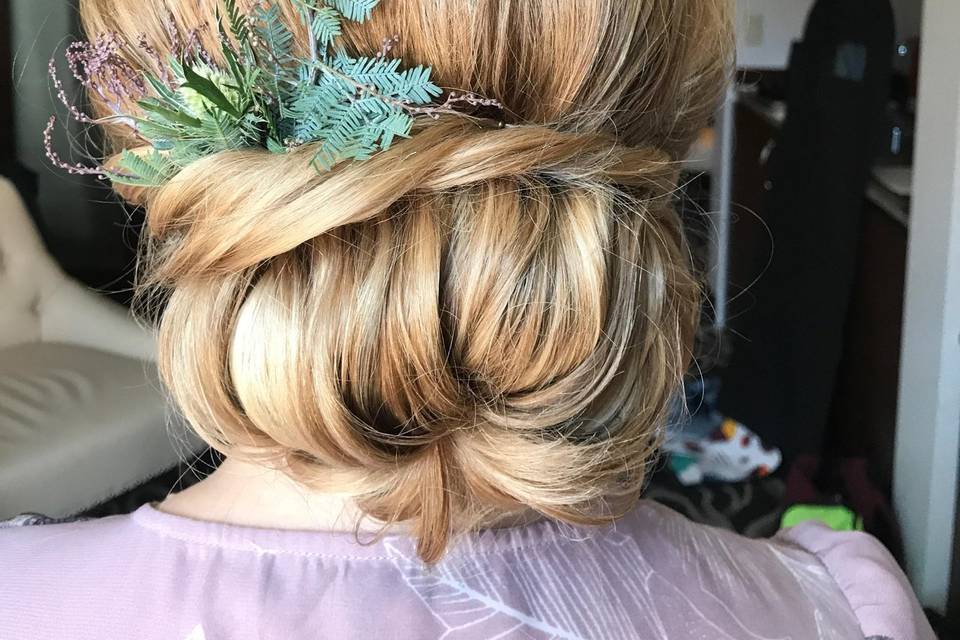 Bridal hair chignon
