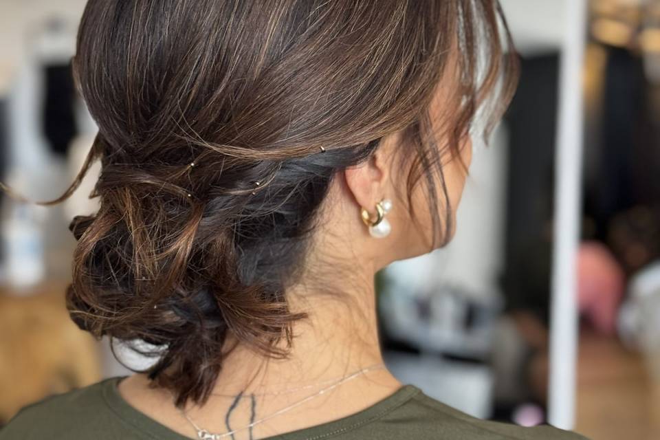 Hair updo