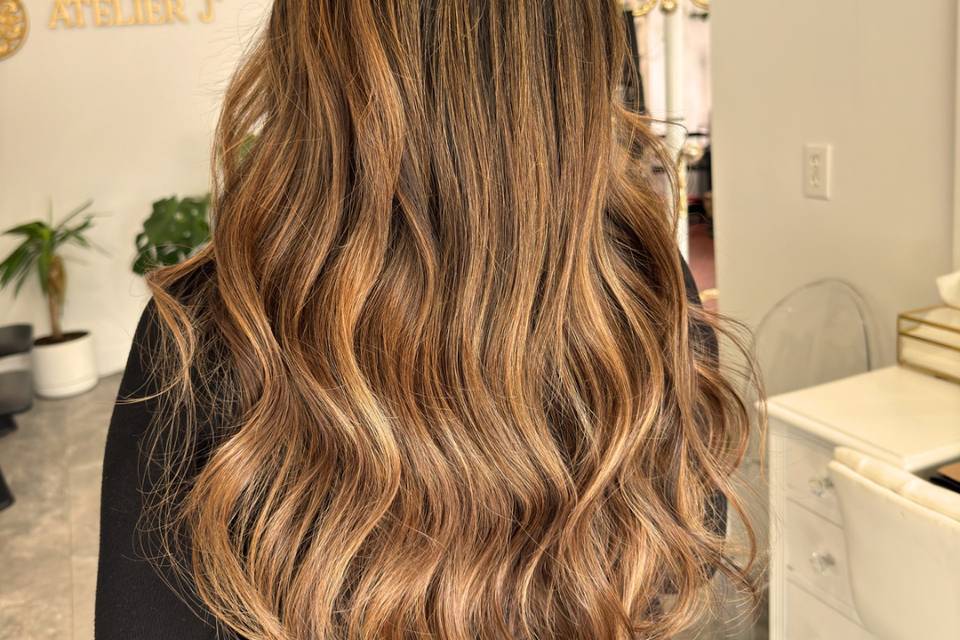 Hair loose waves