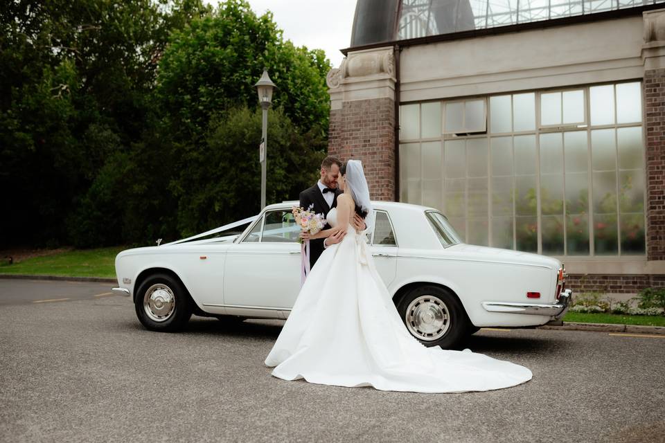 Elegance with a Vintage Ride