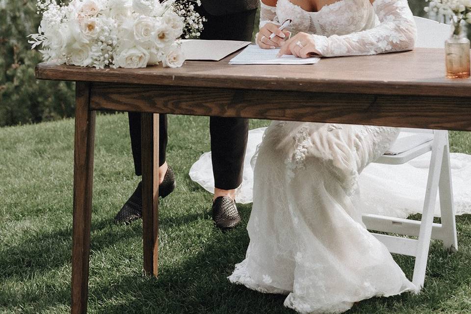 Signing Table