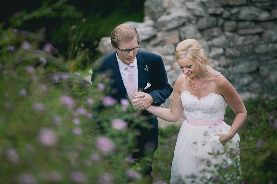 Natural wedding portraiture