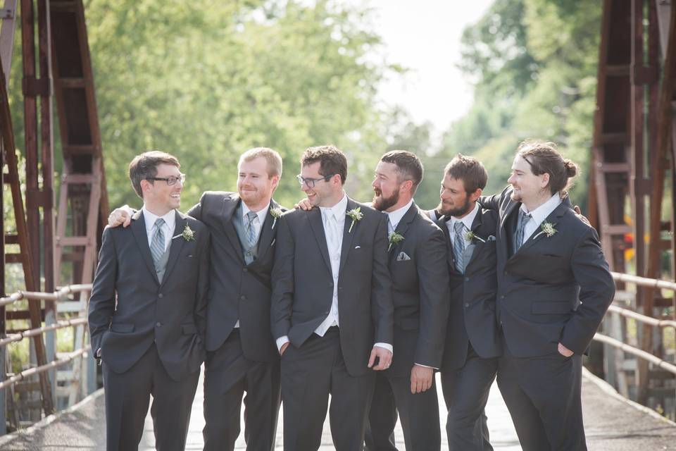 Urban groomsmen portraits