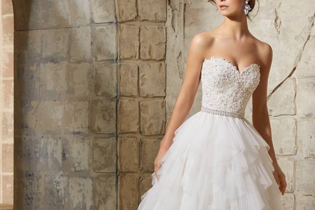 Explore The Collection of Gown Design For Every Occasions- WeddingWire