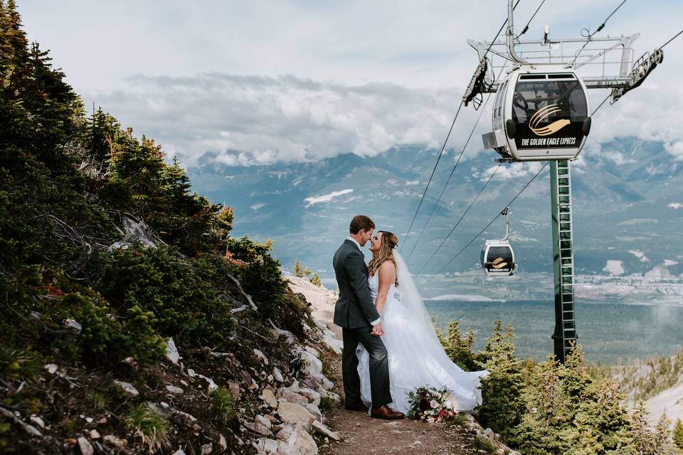 Hitched on the slopes