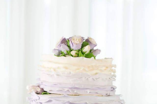 Ombre Ruffle Cake