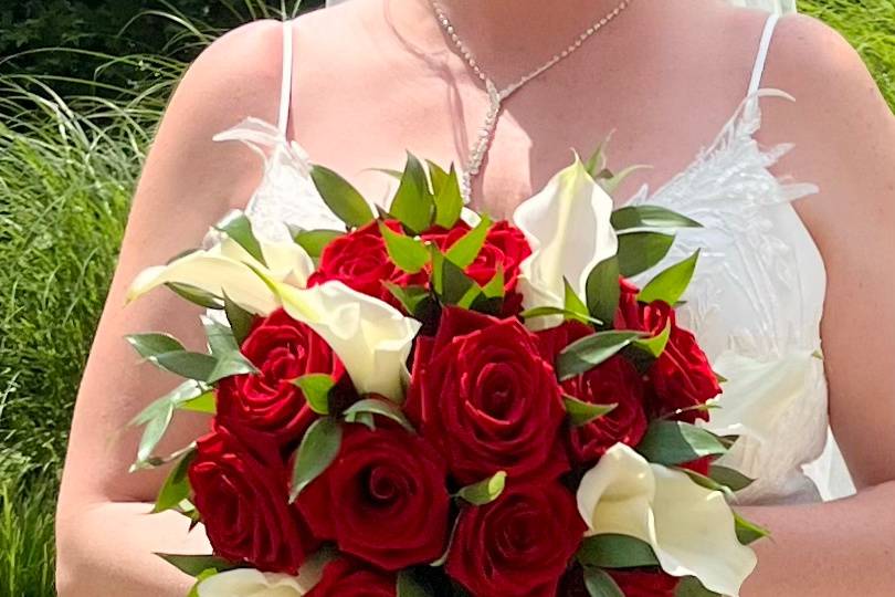 Cascading bouquet