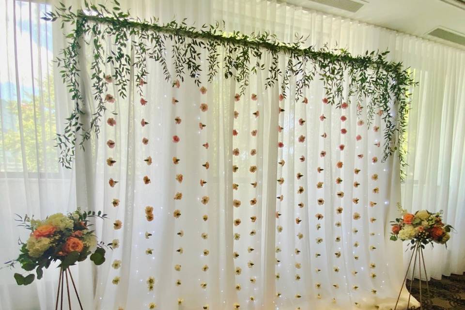 Ceremony flower curtain